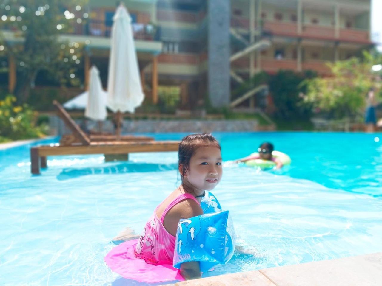 อะซูรา รีสอร์ต Hotel ฟู้โกว๊ก ภายนอก รูปภาพ