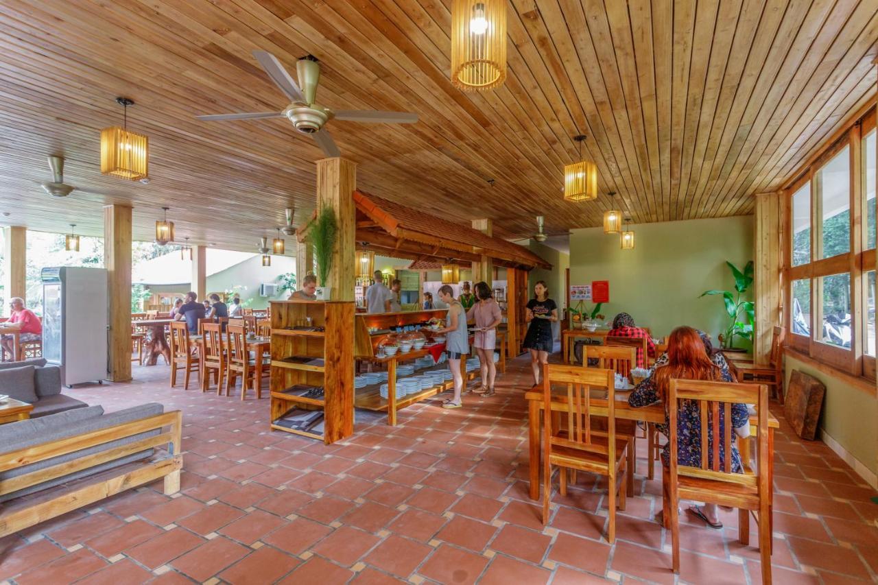 อะซูรา รีสอร์ต Hotel ฟู้โกว๊ก ภายนอก รูปภาพ