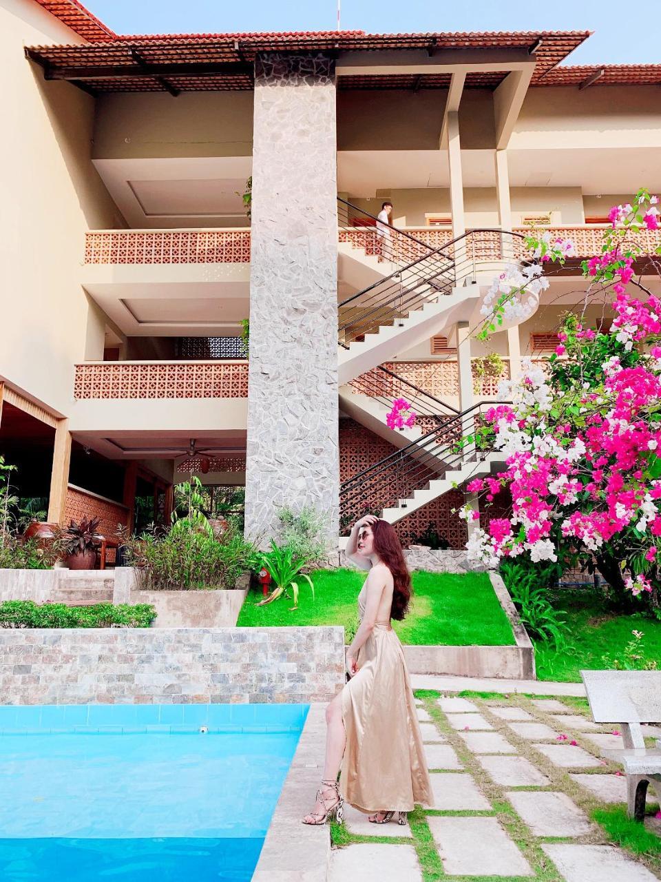อะซูรา รีสอร์ต Hotel ฟู้โกว๊ก ภายนอก รูปภาพ