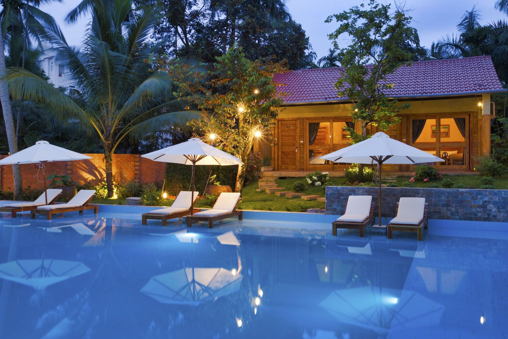 อะซูรา รีสอร์ต Hotel ฟู้โกว๊ก ภายนอก รูปภาพ