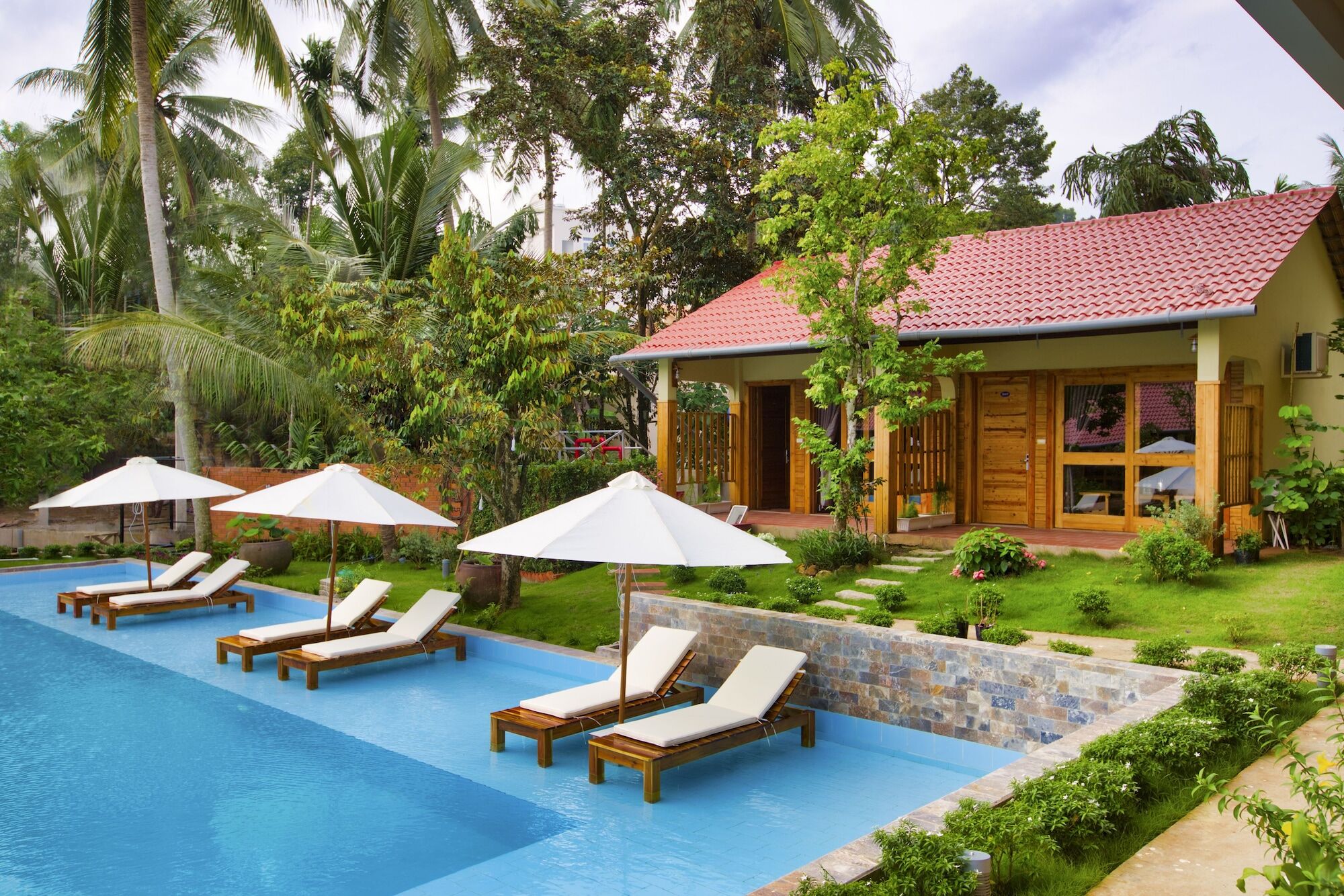 อะซูรา รีสอร์ต Hotel ฟู้โกว๊ก ภายนอก รูปภาพ
